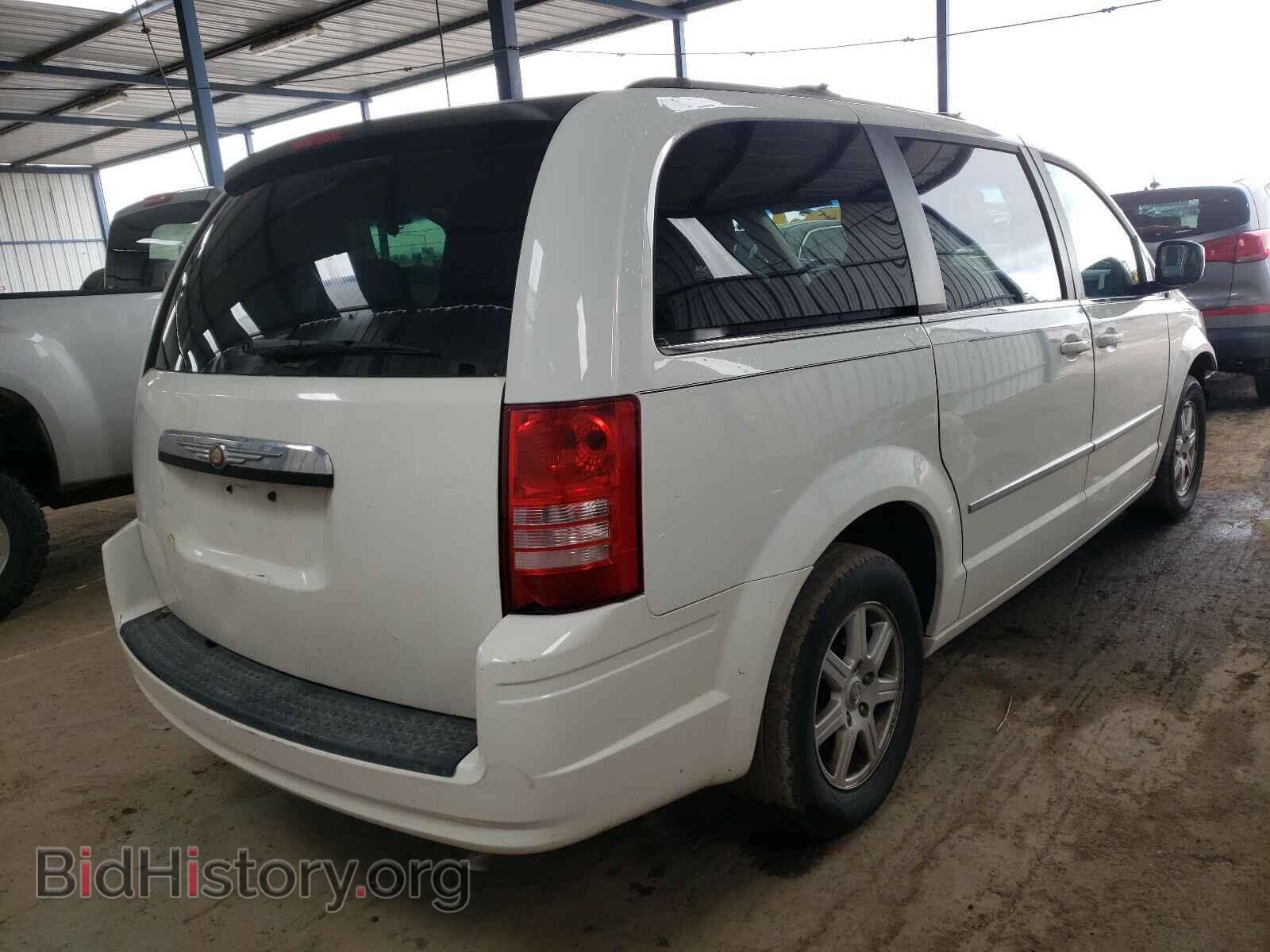 2010 CHRYSLER MINIVAN - VIN: 2A4RR5D1XAR252529 - Фото 4