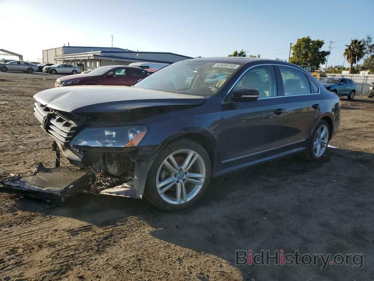 Photo 1VWCV7A3XFC099785 - VOLKSWAGEN PASSAT 2015