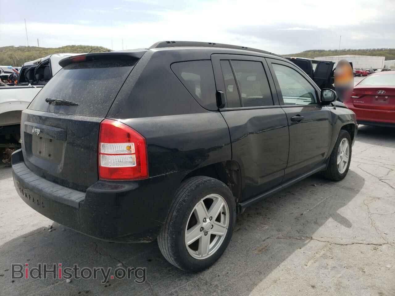 2007 JEEP COMPASS - VIN: 1J8FF47W37D285377 - Photo 4