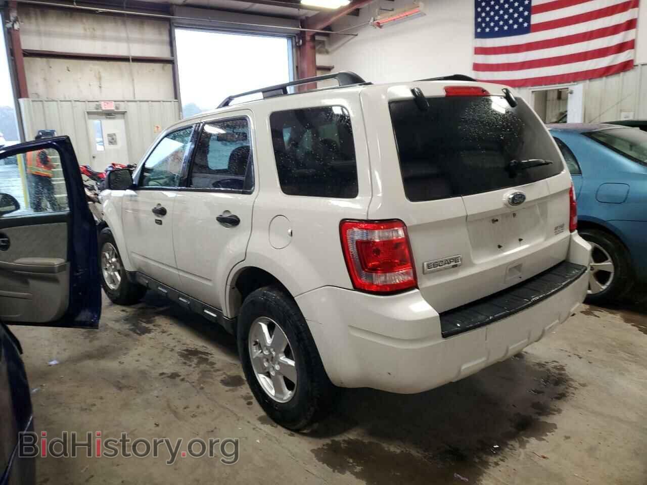 2010 FORD ESCAPE - VIN: 1FMCU9D73AKC59547 - Фото 2