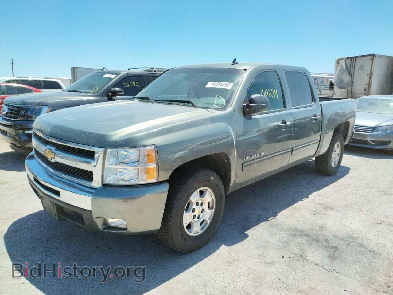 2011 CHEVROLET SILVERADO - VIN: 3GCPCSE03BG185766 - Фото 2