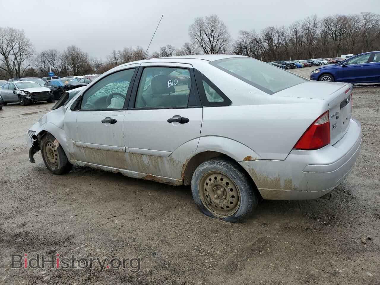 2006 FORD FOCUS - VIN: 1FAFP34N26W127986 - Фото 2