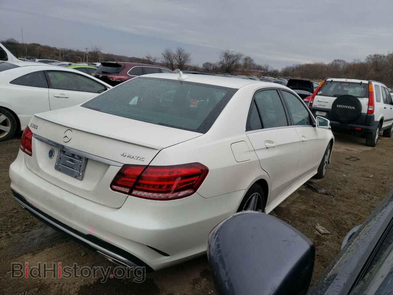 2014 MERCEDES-BENZ E-CLASS - VIN: WDDHF8JB7EA972668 - Фото 3