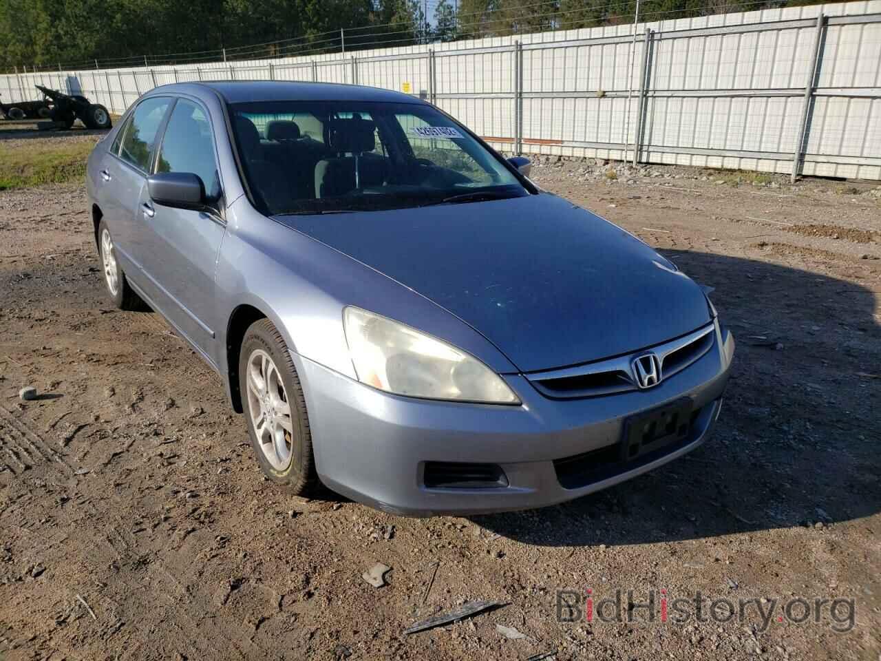 Photo 1HGCM56317A079751 - HONDA ACCORD 2007