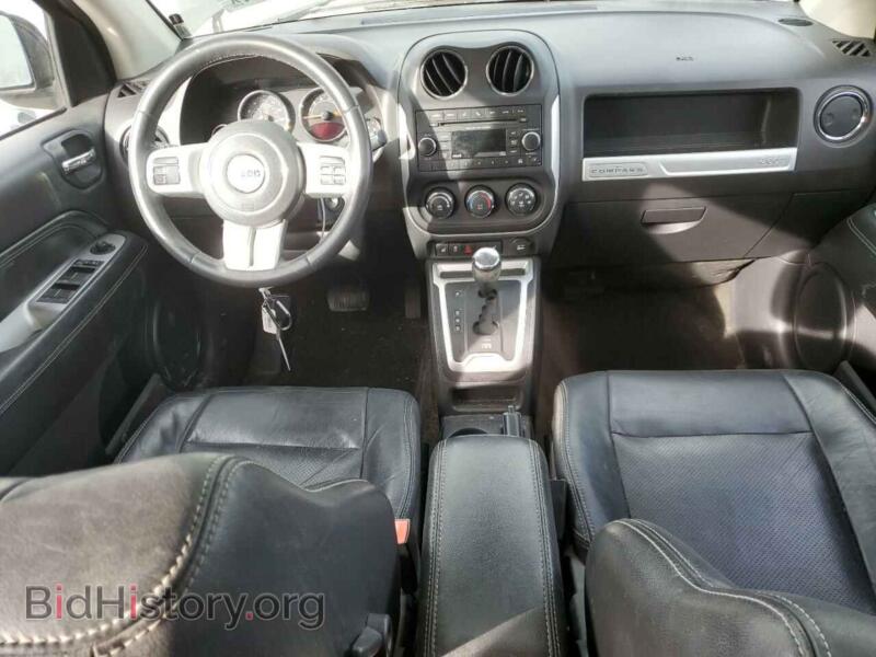 2015 Jeep COMPASS (VIN 1C4NJCEA2FD106960) — фото 8 из 12