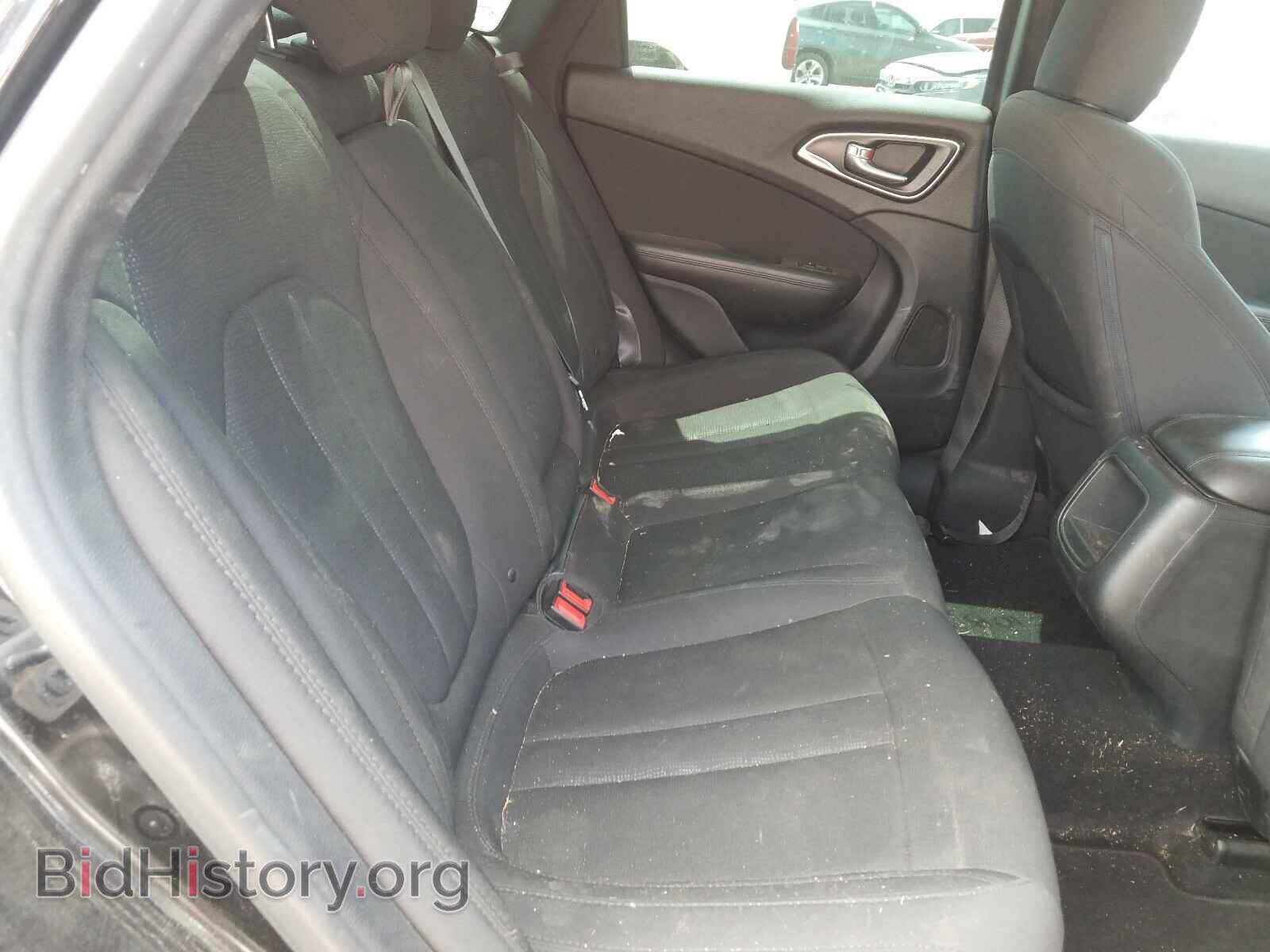 2015 CHRYSLER 200 - VIN: 1C3CCCAB2FN743829 - Photo 6