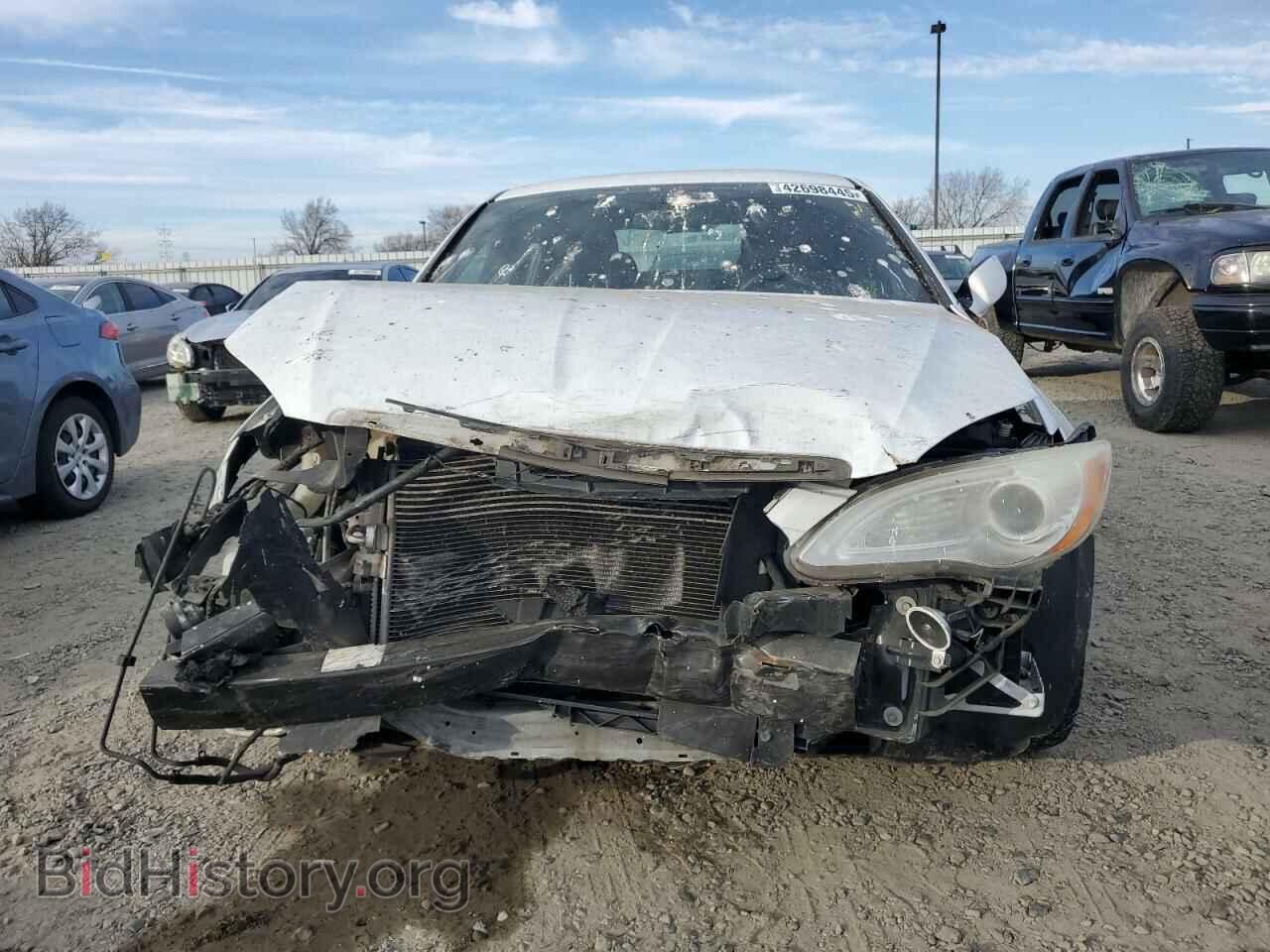 2011 CHRYSLER 200 - VIN: 1C3BC4FB9BN617827 - Фото 5