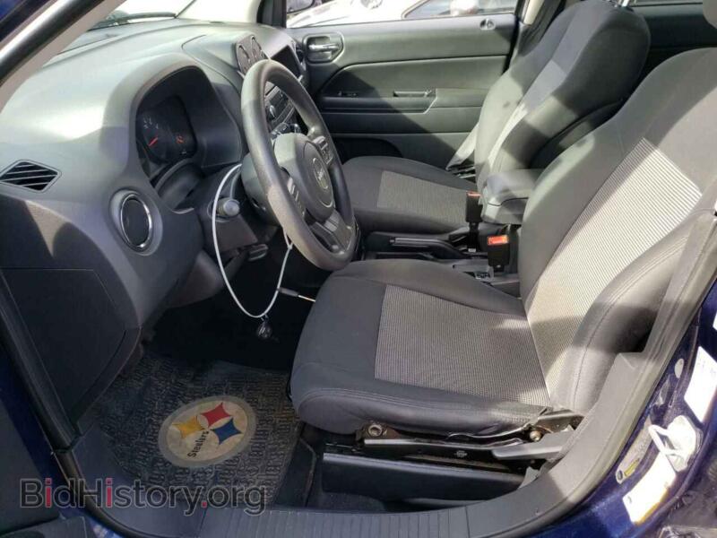 2012 Jeep COMPASS (VIN 1C4NJDBB2CD683583) — фото 7 из 13
