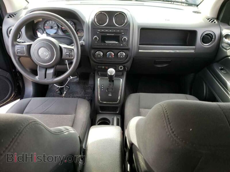 2012 Jeep COMPASS (VIN 1C4NJDBB2CD683583) — фото 8 из 13