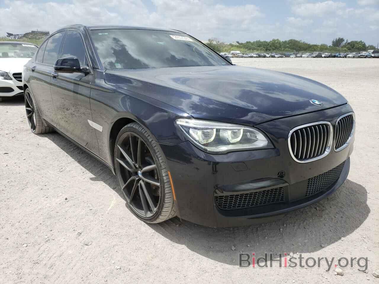 Фотография WBAYA8C50FD825766 - BMW 7 SERIES 2015