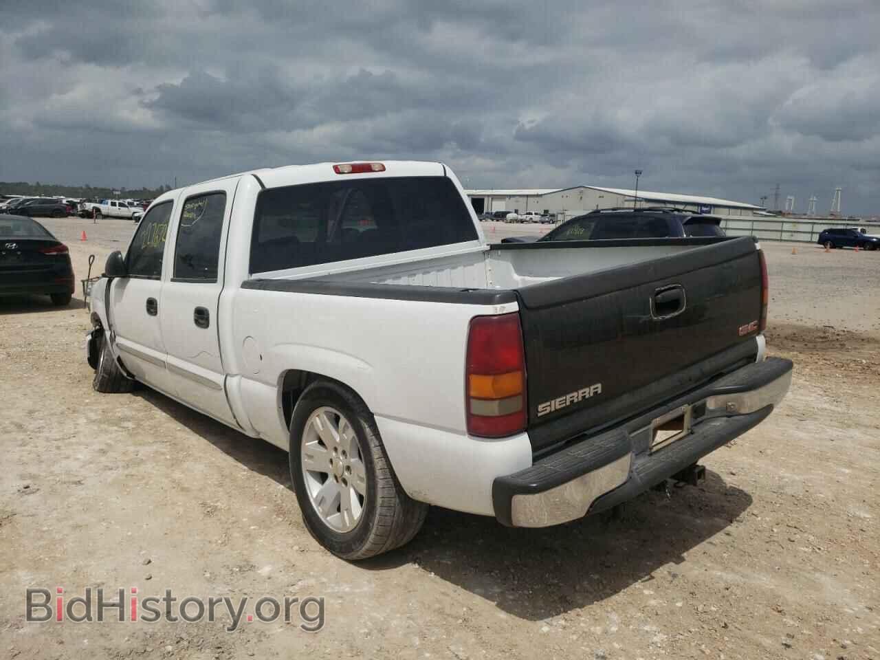 2006 GMC SIERRA - VIN: 2GTEC13V061345990 - Фото 3