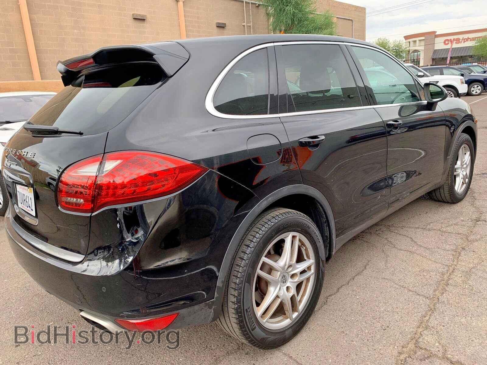 2011 PORSCHE CAYENNE - VIN: WP1AA2A22BLA09621 - Photo 4