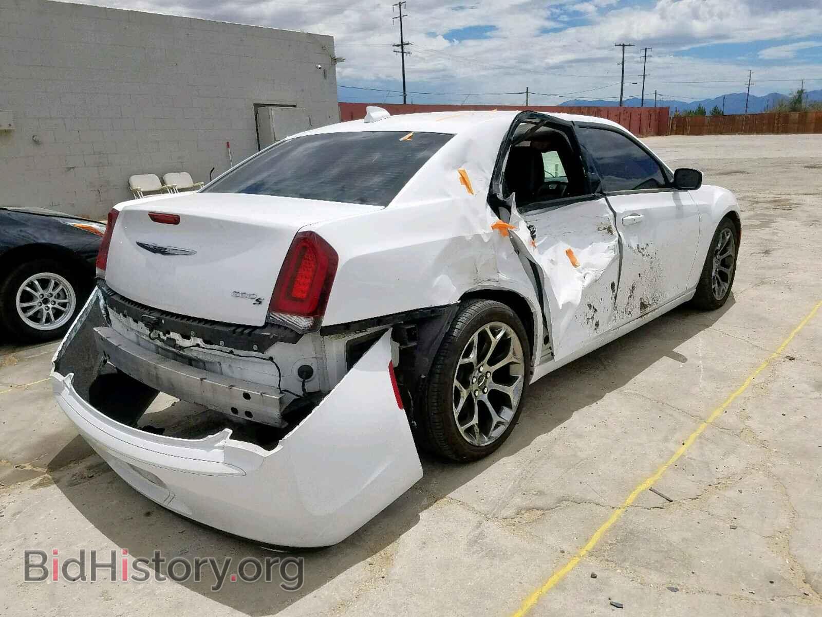 2015 CHRYSLER 300 - VIN: 2C3CCABG3FH786731 - Фото 4