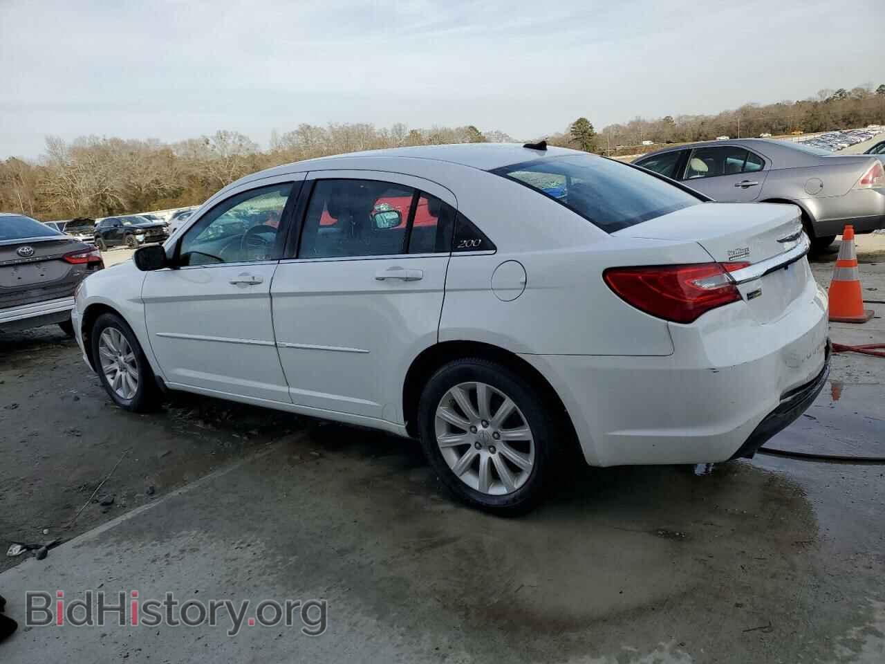 2013 CHRYSLER 200 - VIN: 1C3CCBBGXDN704200 - Photo 2