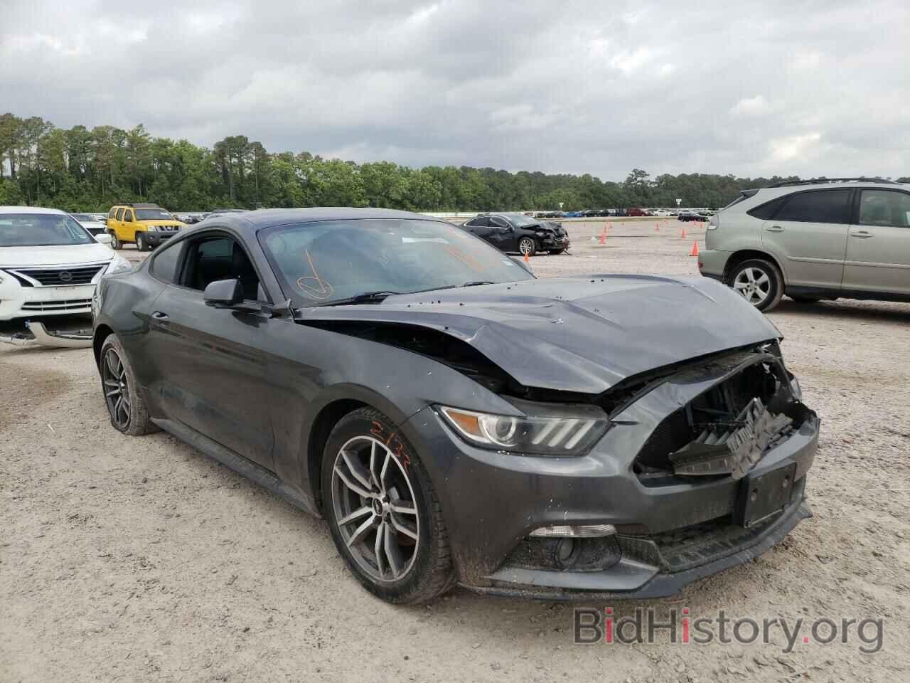 Photo 1FA6P8TH9F5376056 - FORD MUSTANG 2015