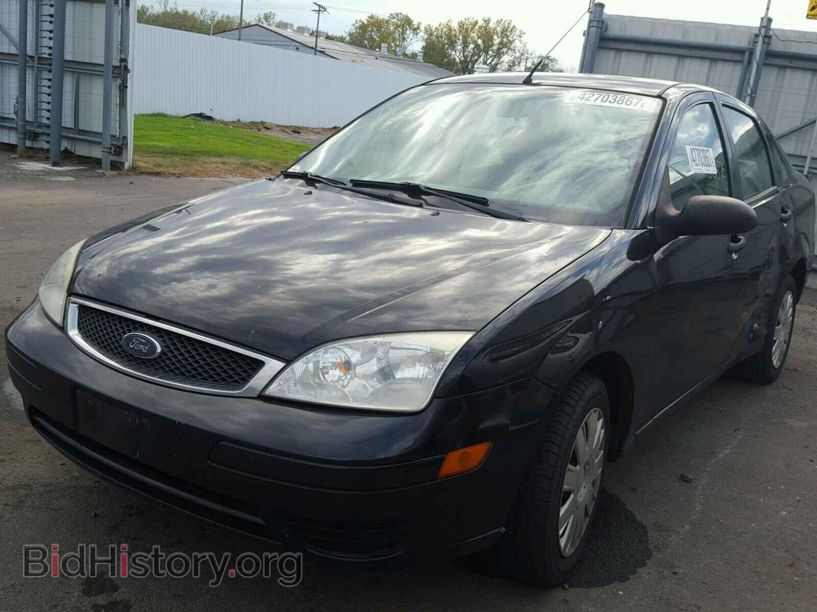 2005 FORD FOCUS - VIN: 1FAFP34N35W282092 - Фото 2