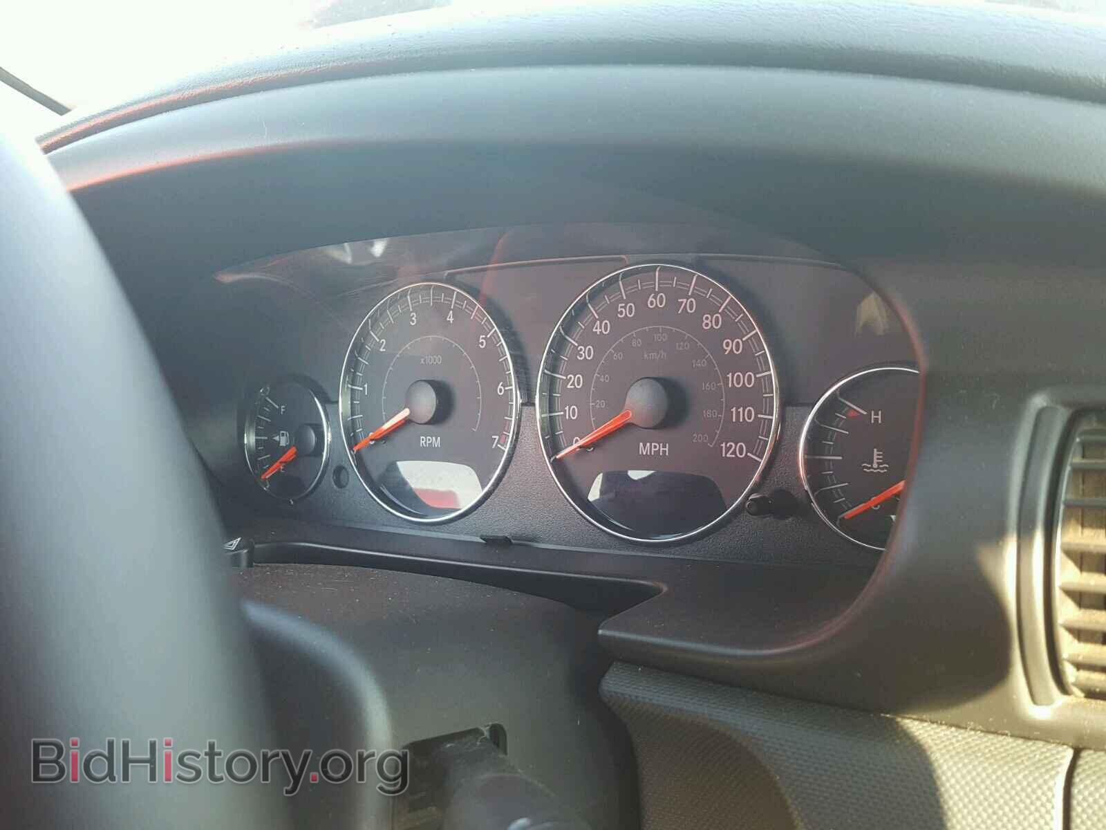 2004 CHRYSLER SEBRING - VIN: 1C3EL46X04N287362 - Фото 8