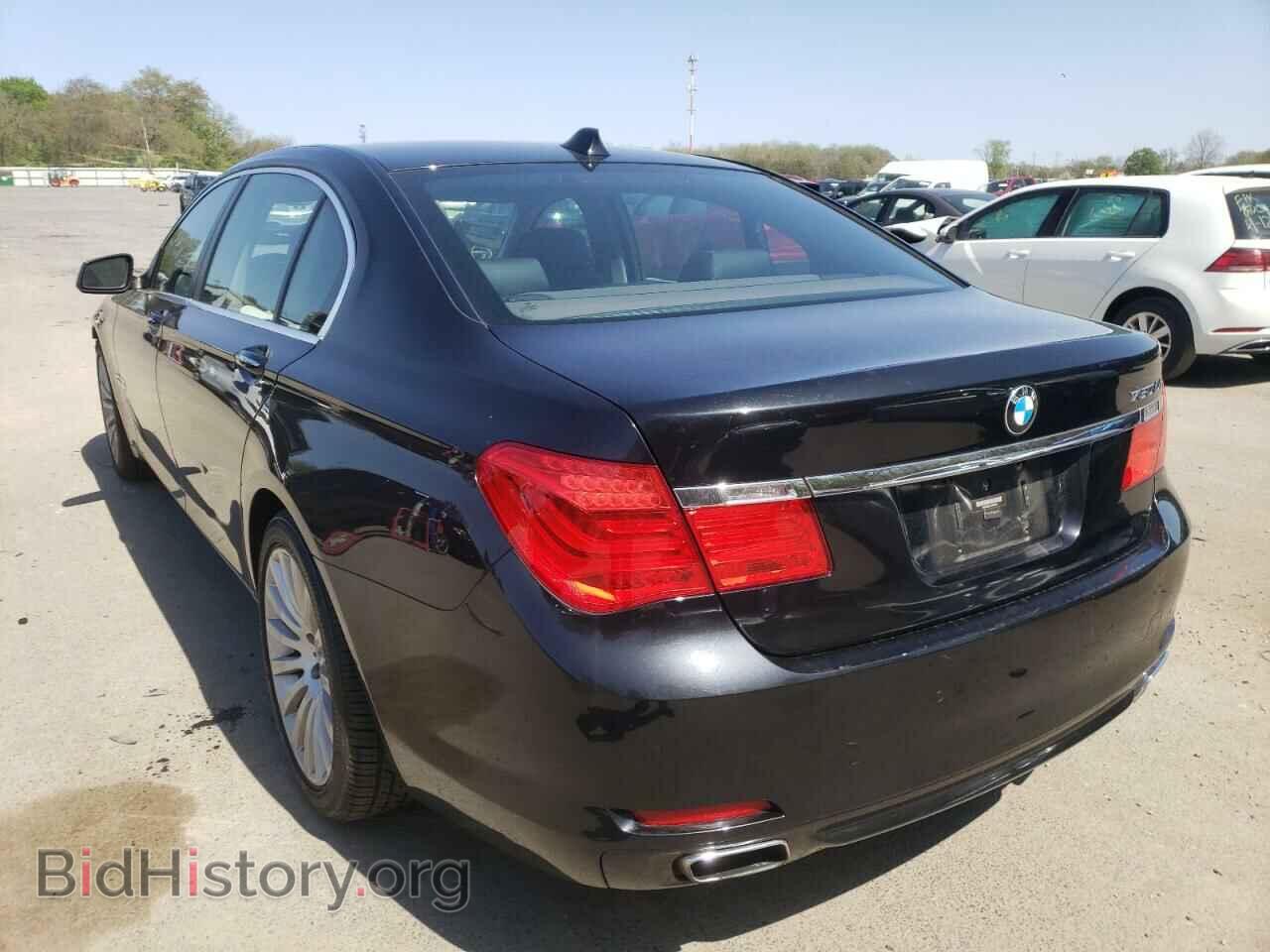 2012 BMW 7 SERIES - VIN: WBAKC8C5XCC437249 - Фото 3