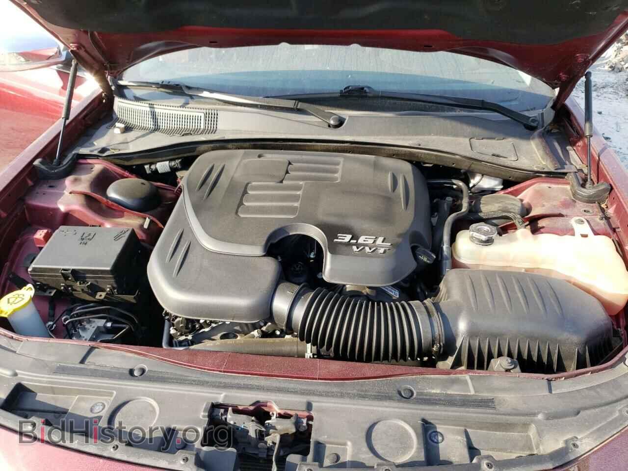 2019 CHRYSLER 300 - VIN: 2C3CCAEG4KH609577 - Фото 11