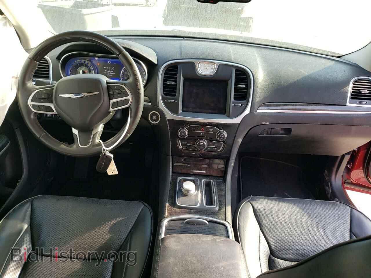 2019 CHRYSLER 300 - VIN: 2C3CCAEG4KH609577 - Фото 8