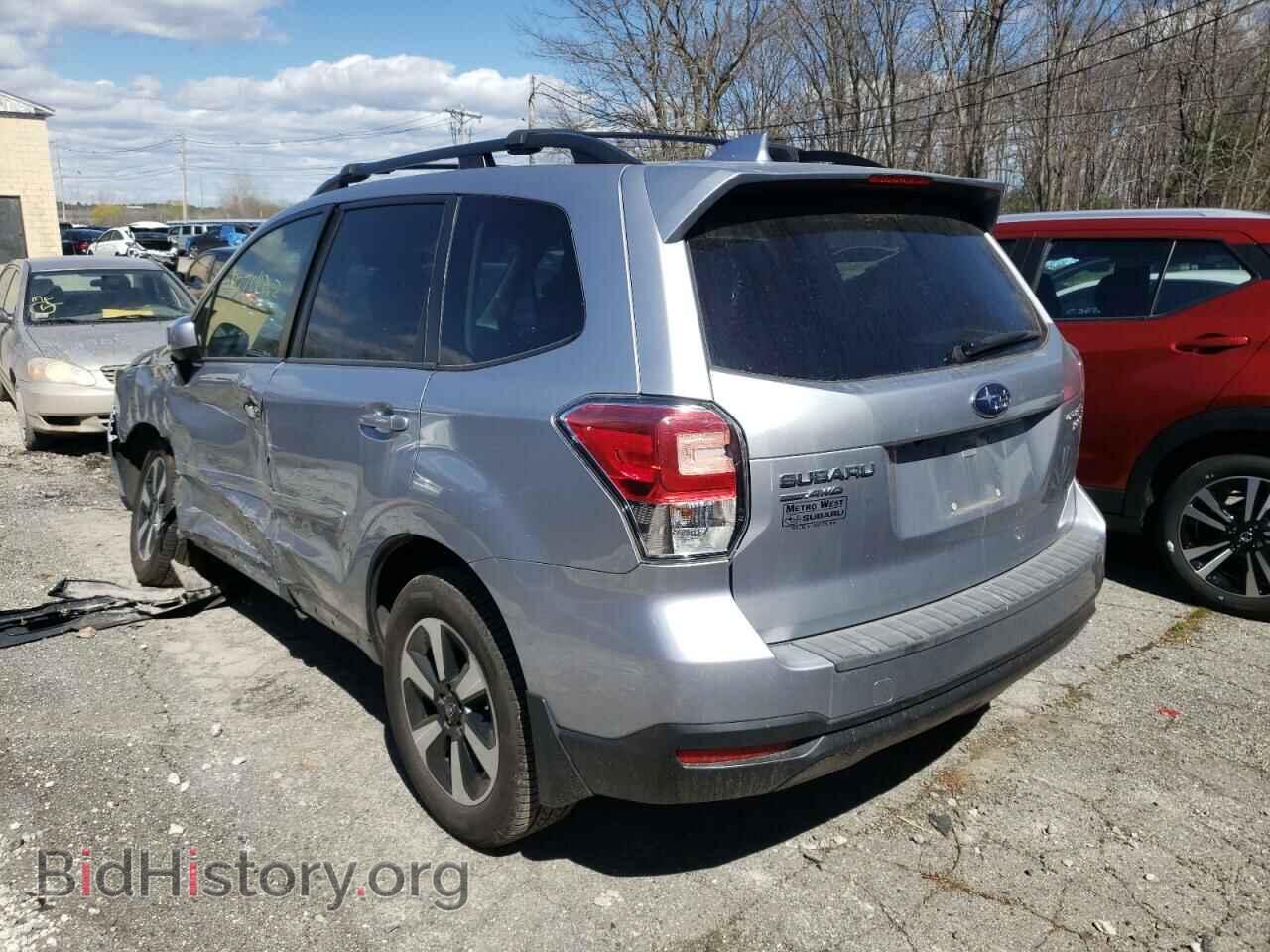 2017 SUBARU FORESTER - VIN: JF2SJAEC4HH514320 - Фото 3