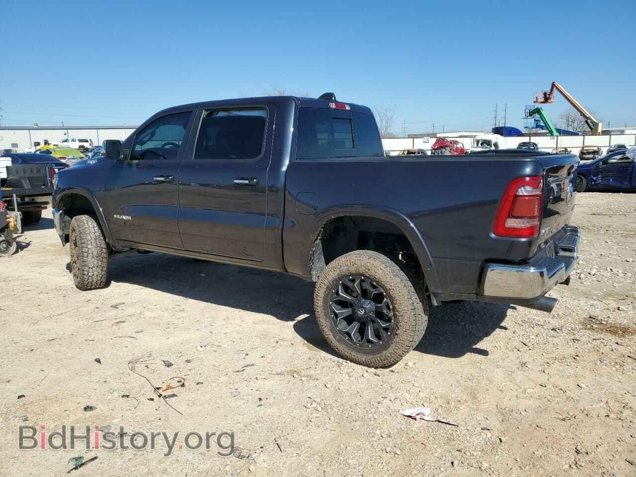 2020 RAM 1500 - VIN: 1C6SRFJT5LN378596 - Фото 2