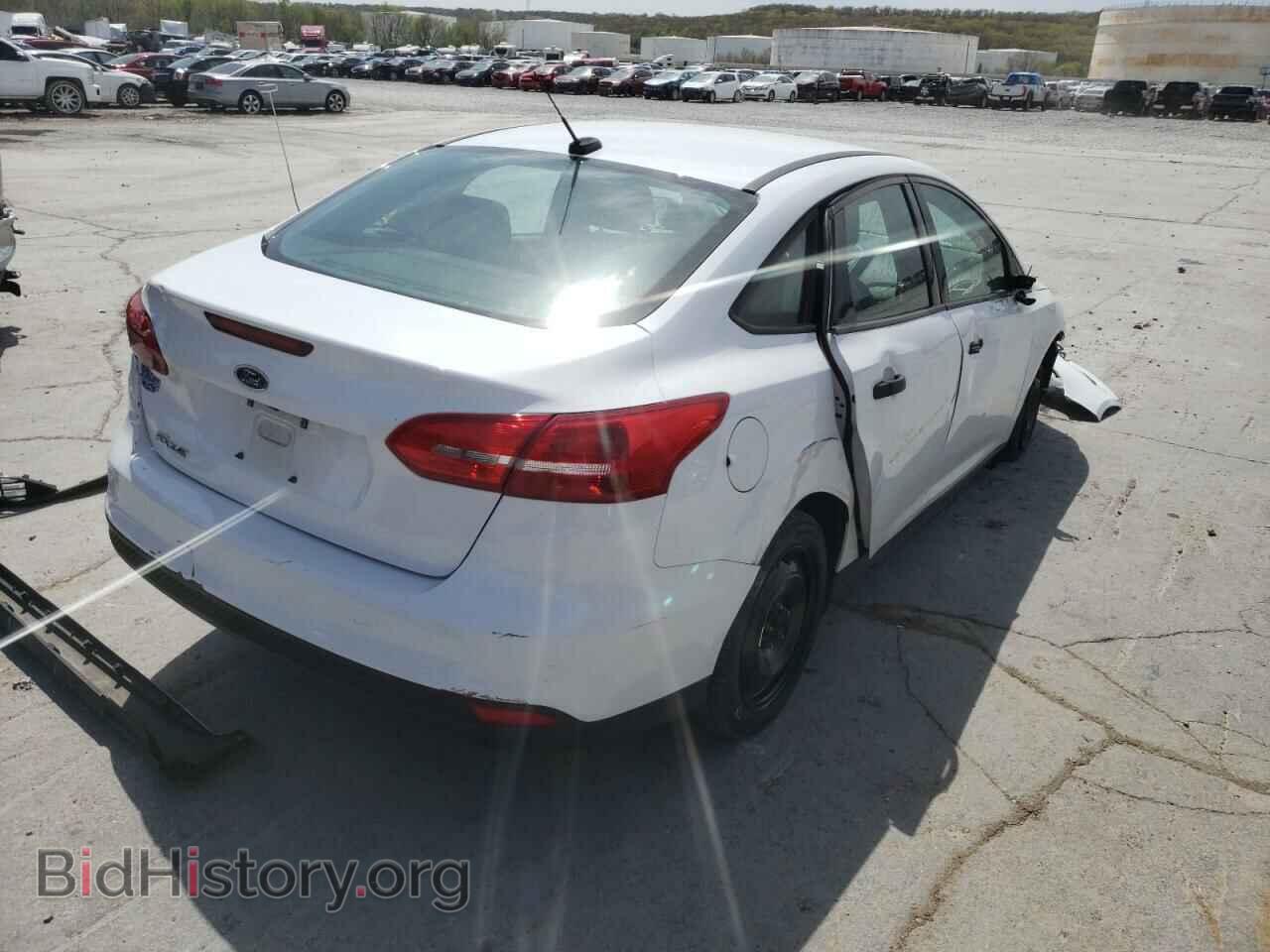 2017 FORD FOCUS - VIN: 1FADP3E24HL244601 - Фото 4