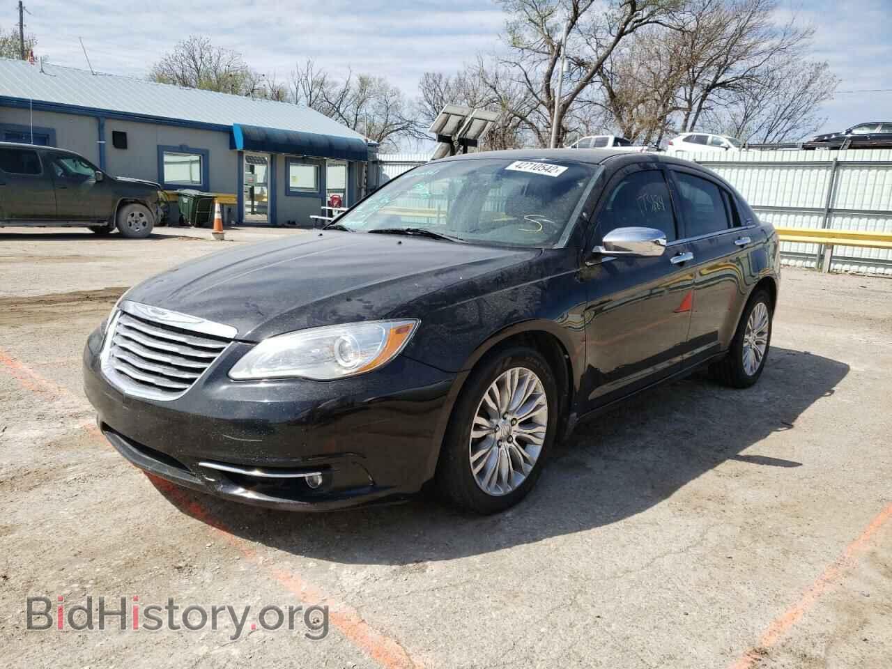 2013 CHRYSLER 200 - VIN: 1C3CCBCGXDN506456 - Фото 2