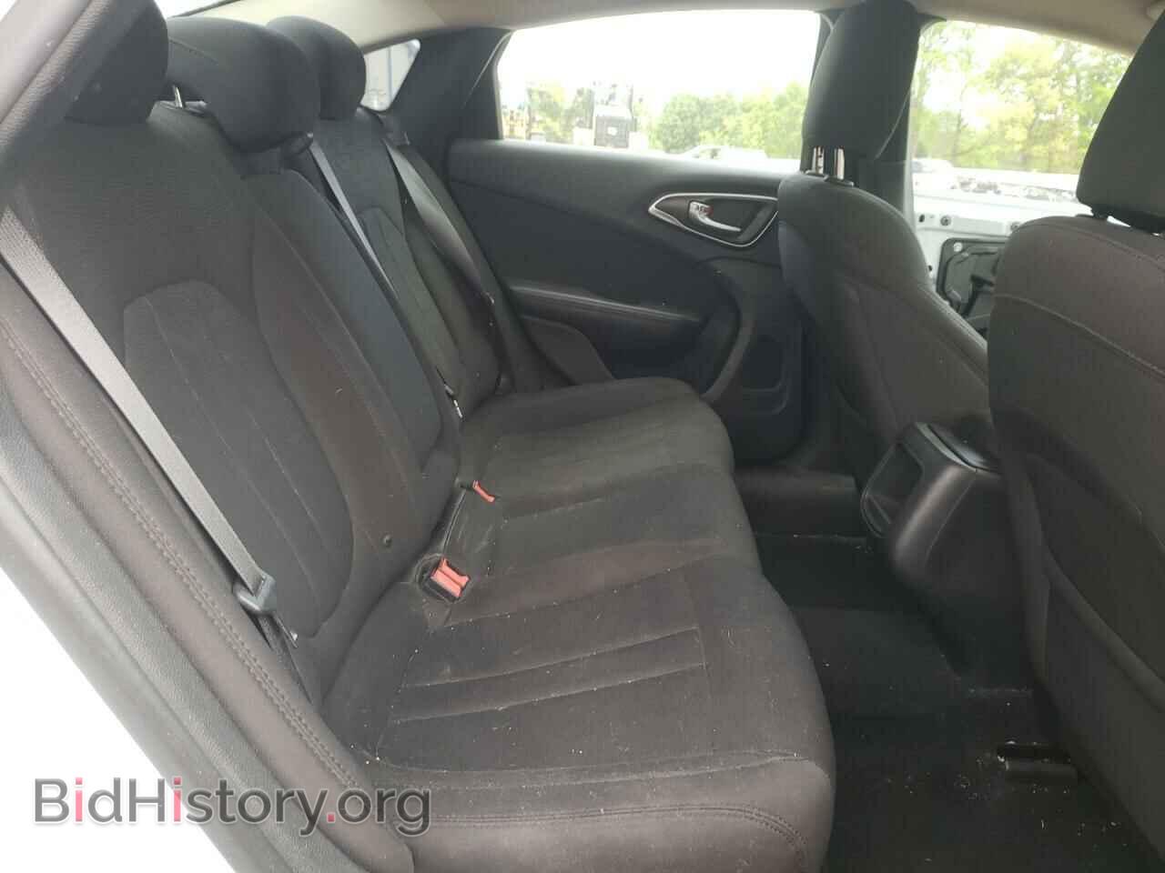 2016 CHRYSLER 200 - VIN: 1C3CCCAB6GN155143 - Фото 6