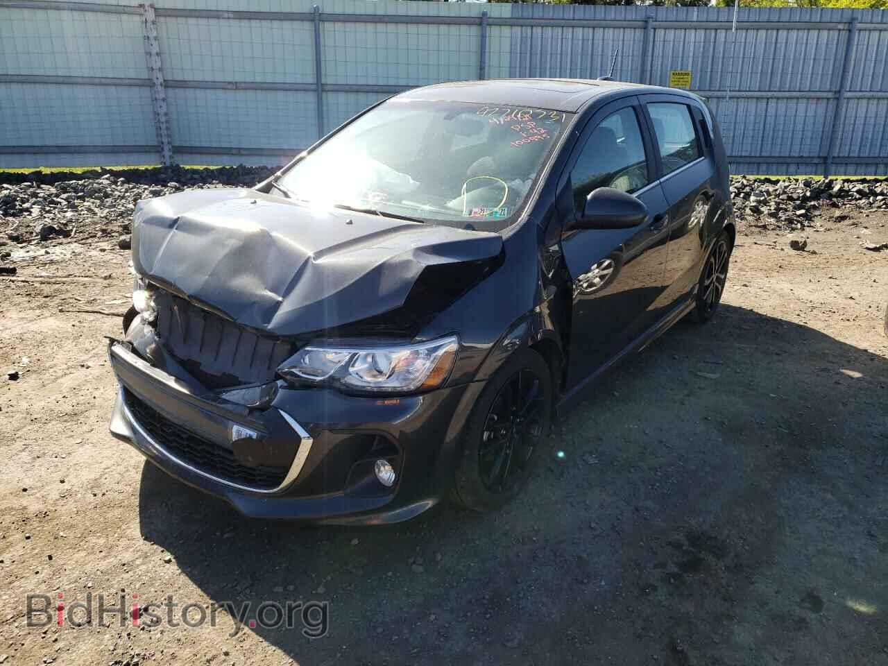 2018 CHEVROLET SONIC - VIN: 1G1JD6SB5J4100995 - Фото 2