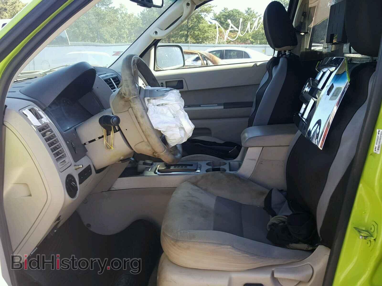 2011 FORD ESCAPE - VIN: 1FMCU4K37BKC06452 - Photo 5