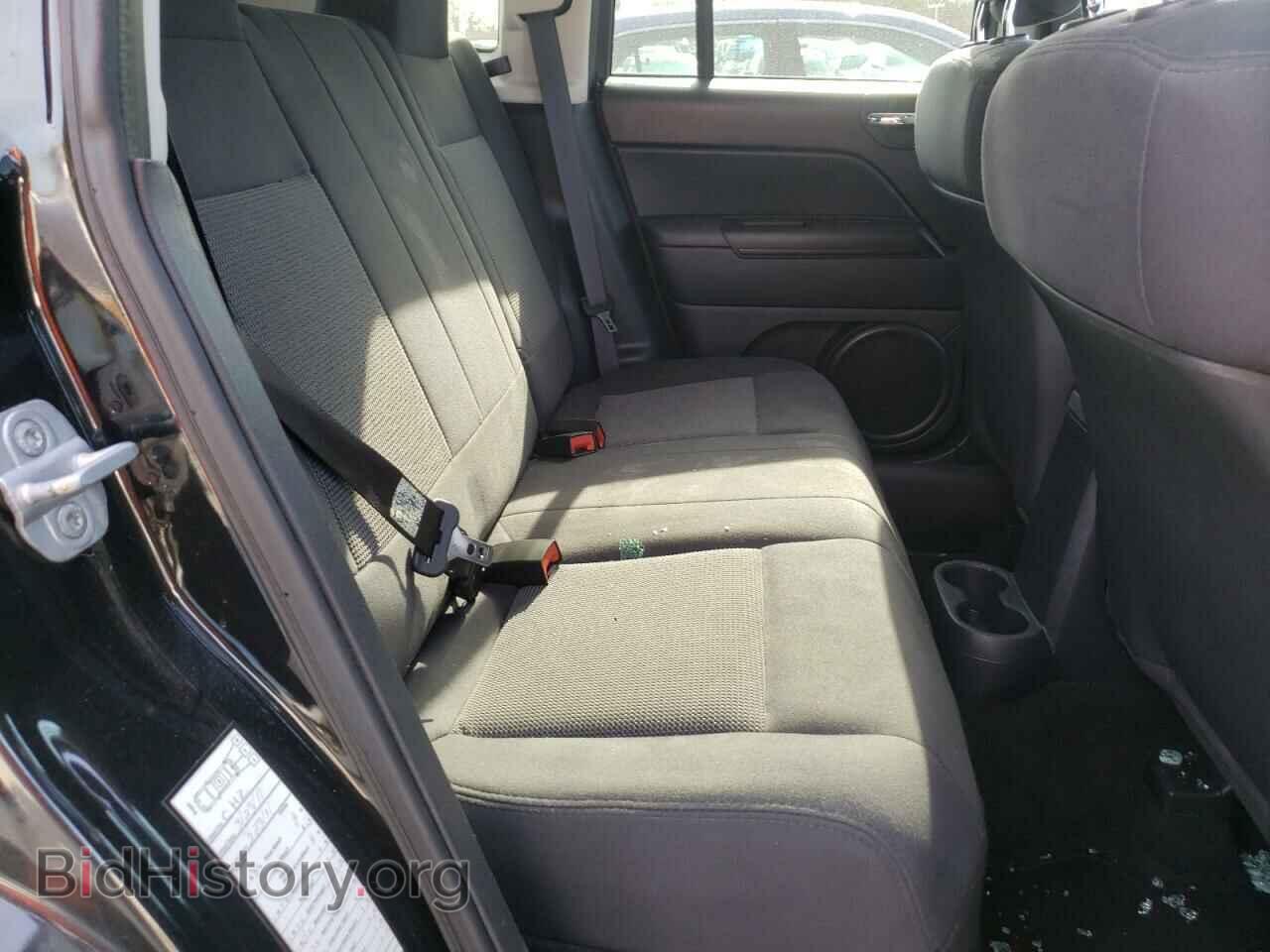 2011 JEEP COMPASS - VIN: 1J4NF1FB8BD166856 - Photo 6