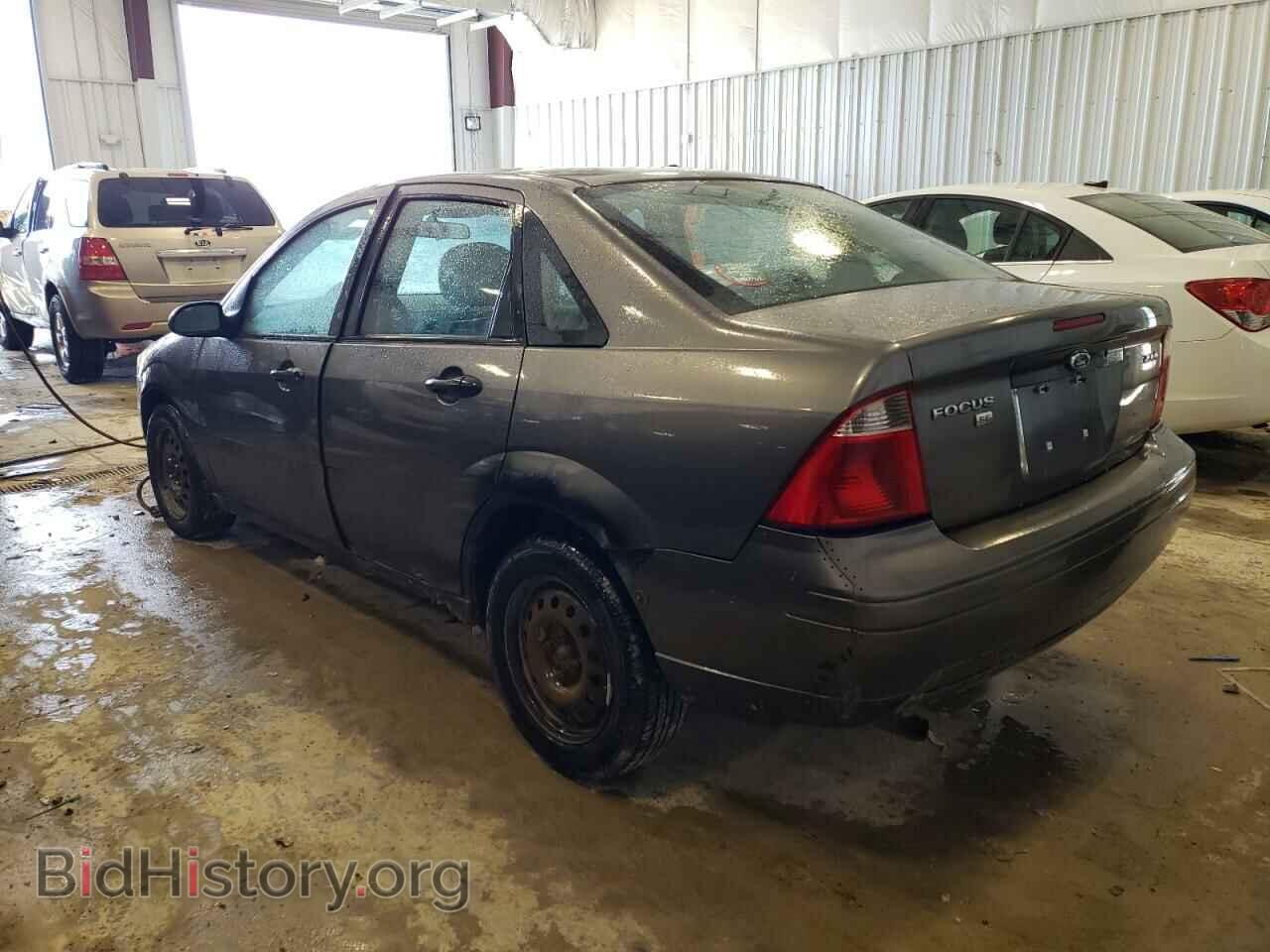 2006 FORD FOCUS - VIN: 1FAFP34N16W243955 - Фото 2