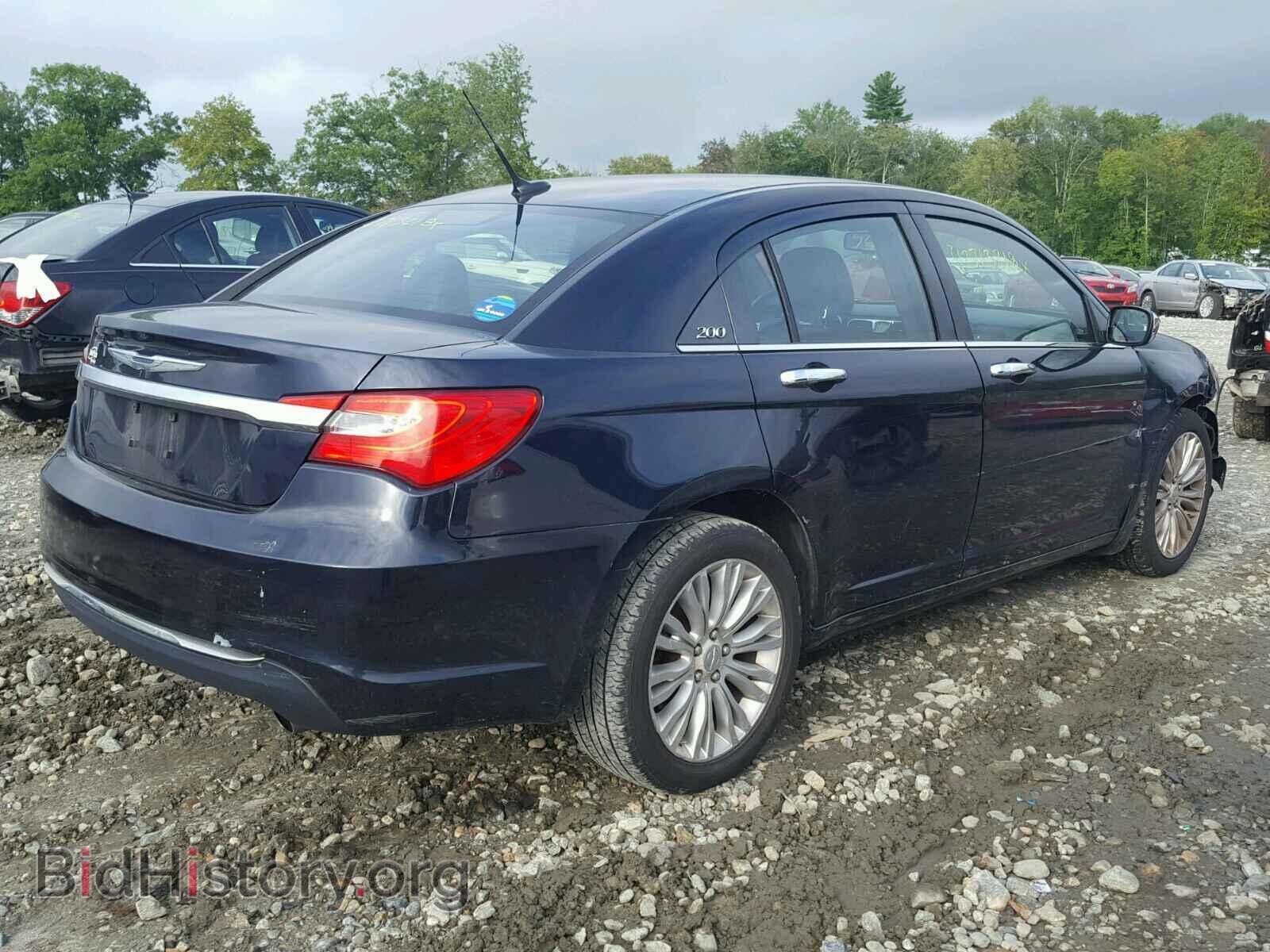 2011 CHRYSLER 200 - VIN: 1C3BC2FG6BN527180 - Фото 4