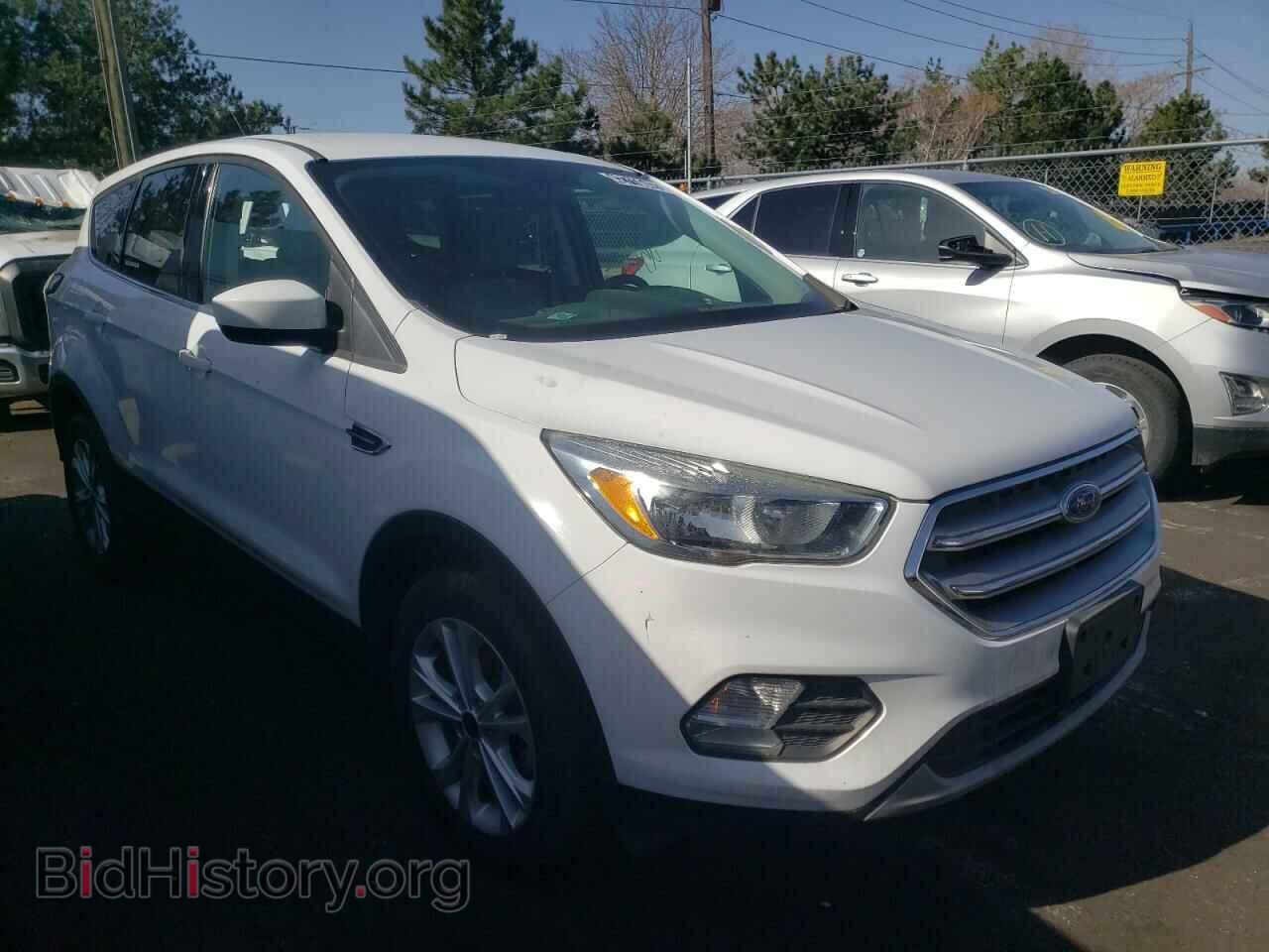 Фотография 1FMCU0GD7HUC04157 - FORD ESCAPE 2017