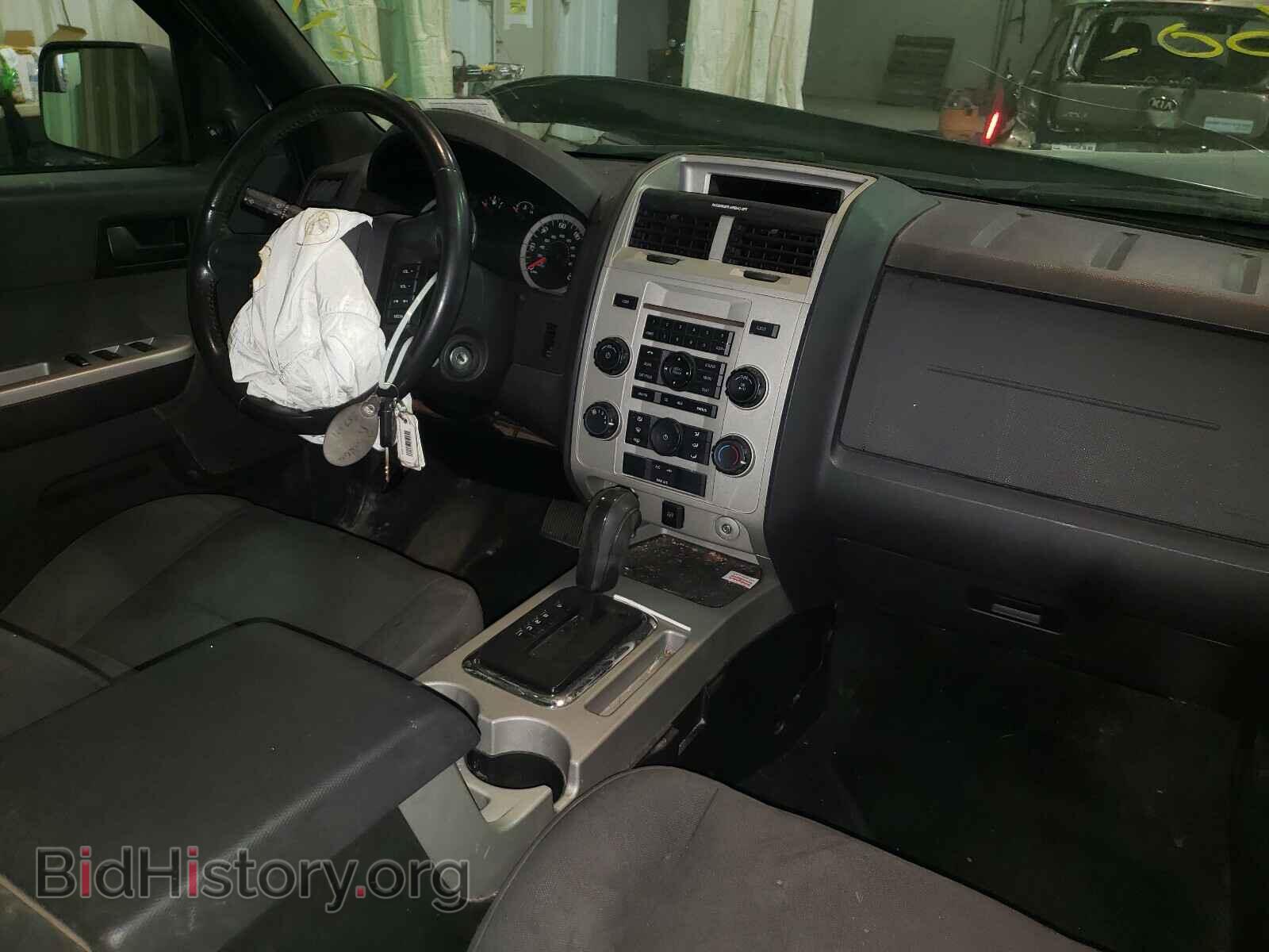 2011 FORD ESCAPE - VIN: 1FMCU0D72BKB83039 - Фото 9