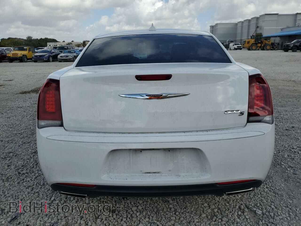 2019 CHRYSLER 300 - VIN: 2C3CCABG4KH708145 - Photo 6