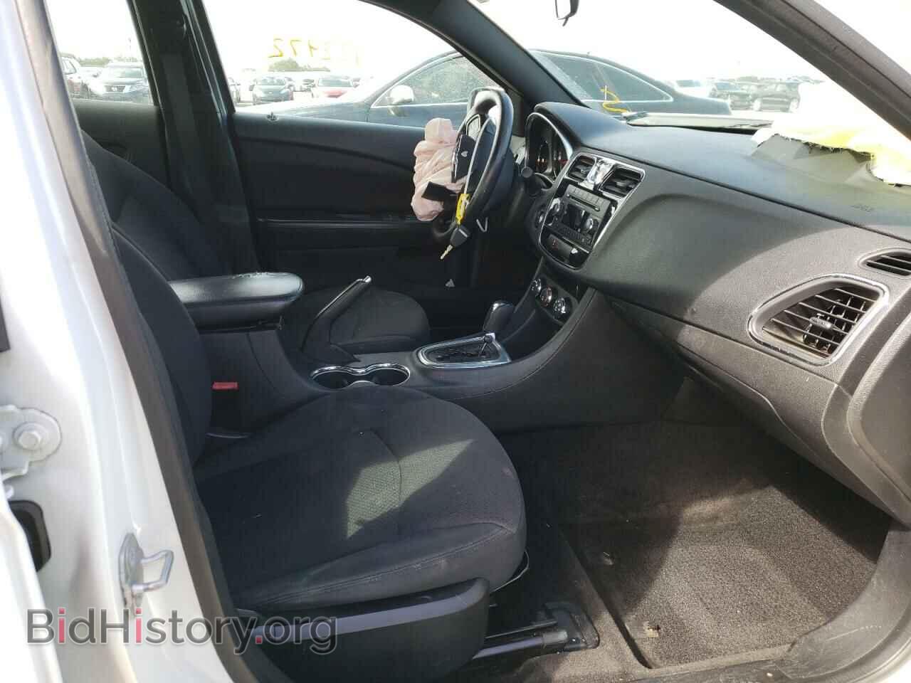 2014 CHRYSLER 200 - VIN: 1C3CCBAB9EN206710 - Фото 5