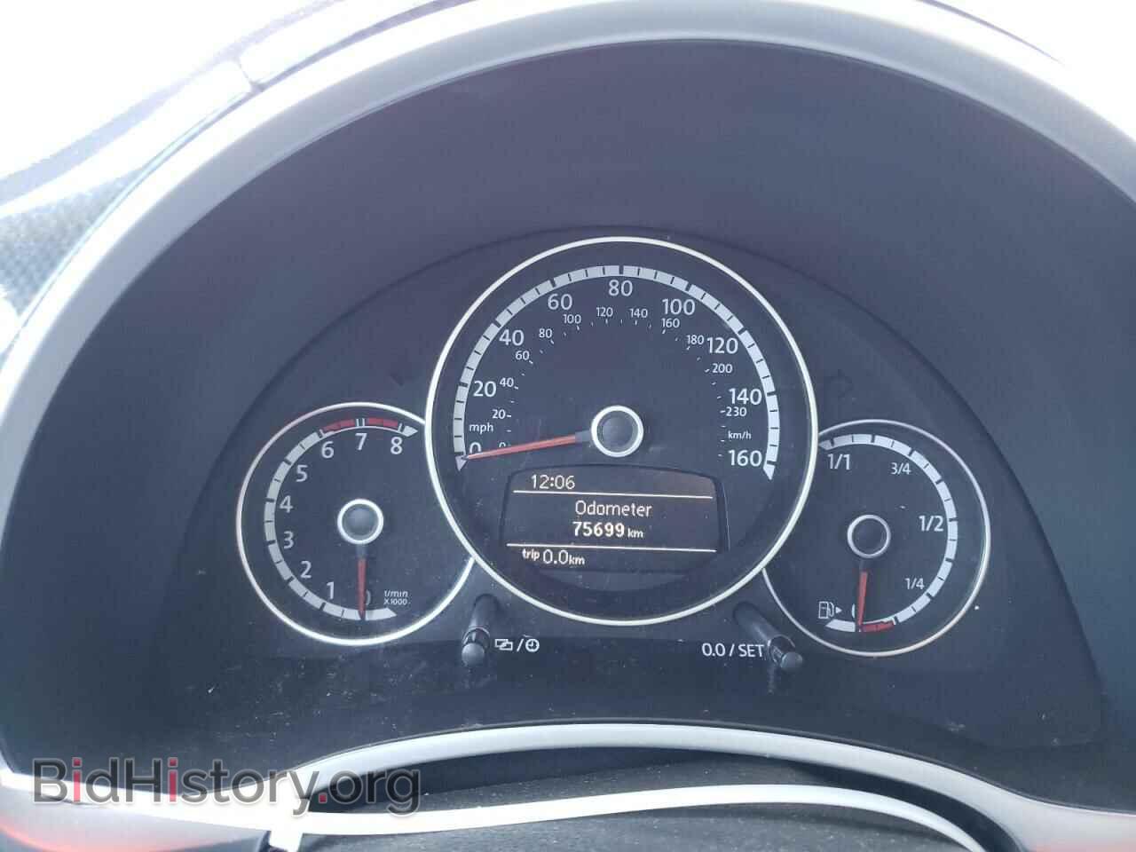 2013 VOLKSWAGEN BEETLE - VIN: 3VWVA7AT0DM618441 - Фото 8