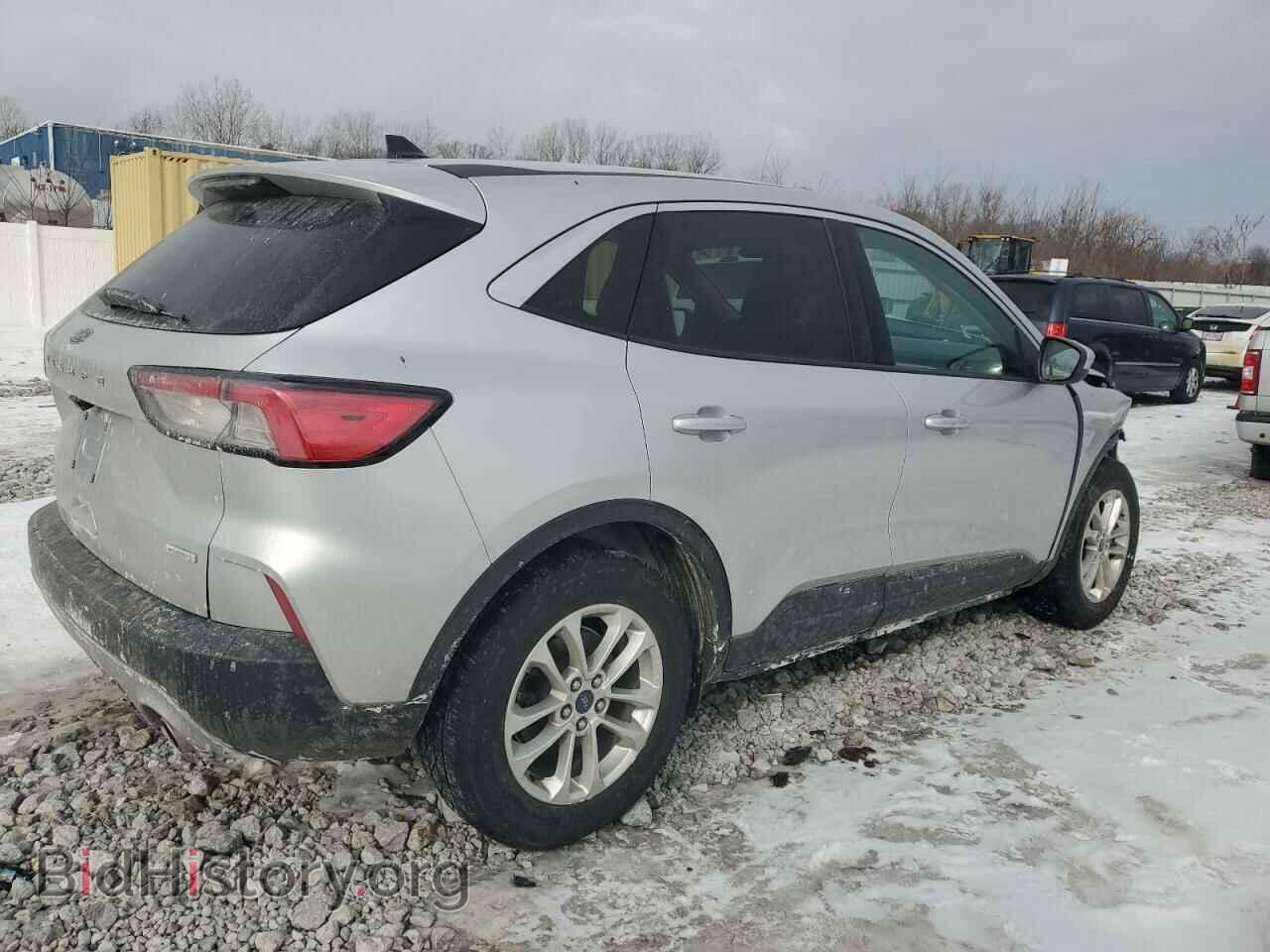 2020 FORD ESCAPE - VIN: 1FMCU0G64LUA85736 - Фото 3