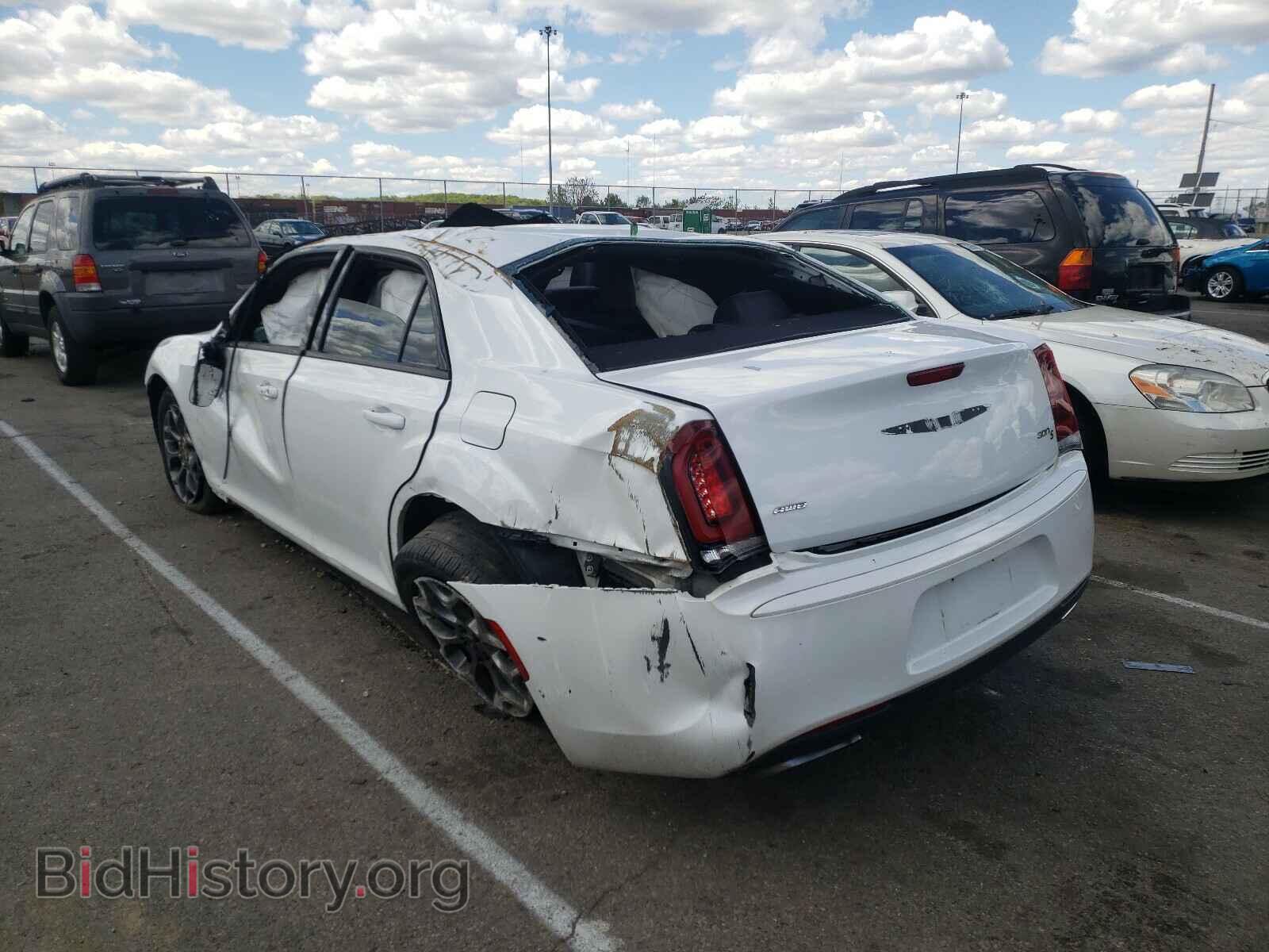 2016 CHRYSLER 300 - VIN: 2C3CCAGG7GH182870 - Фото 3