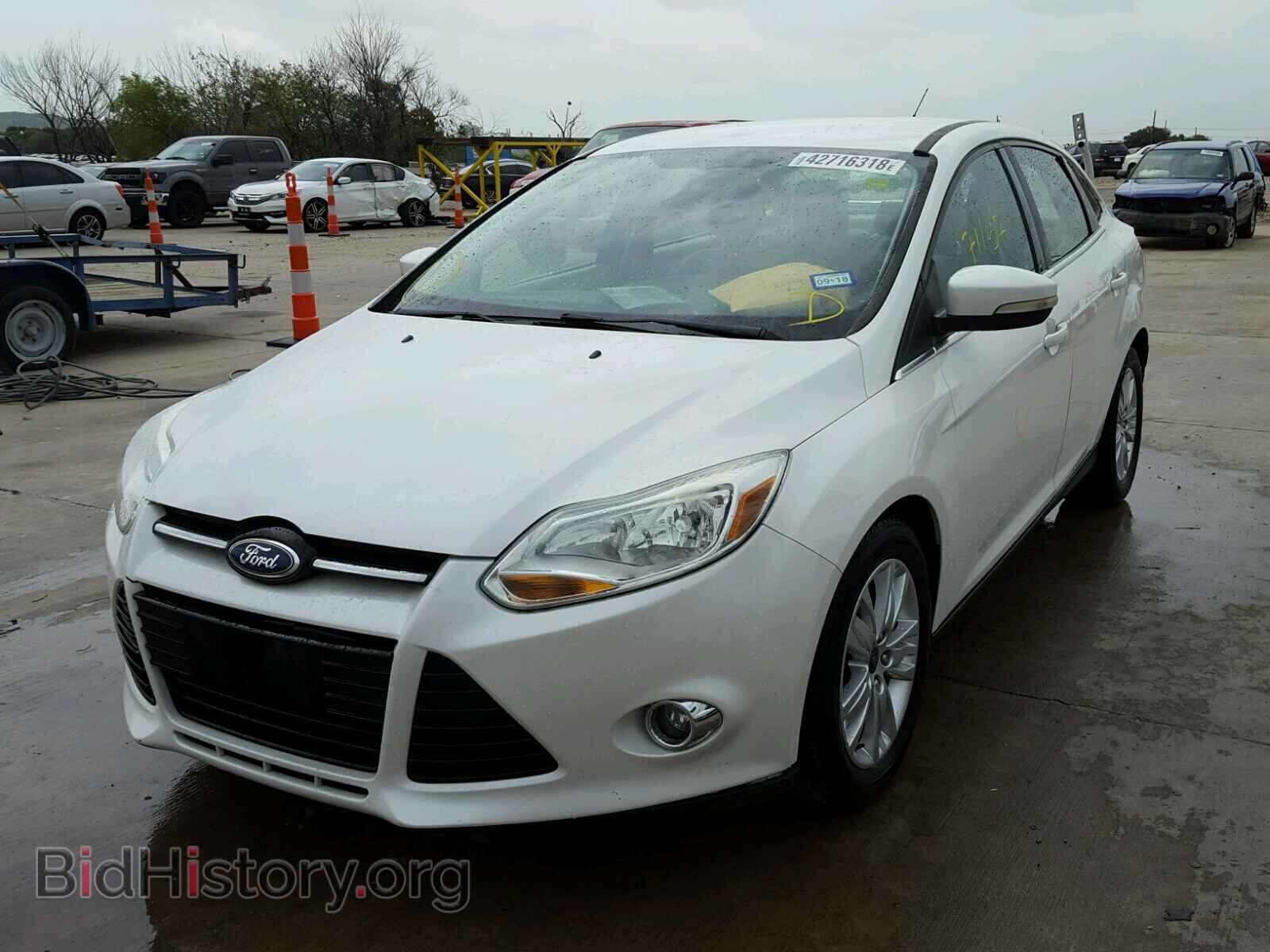 2012 Ford FOCUS (VIN 1FAHP3H20CL142220) — photo 2 of 10