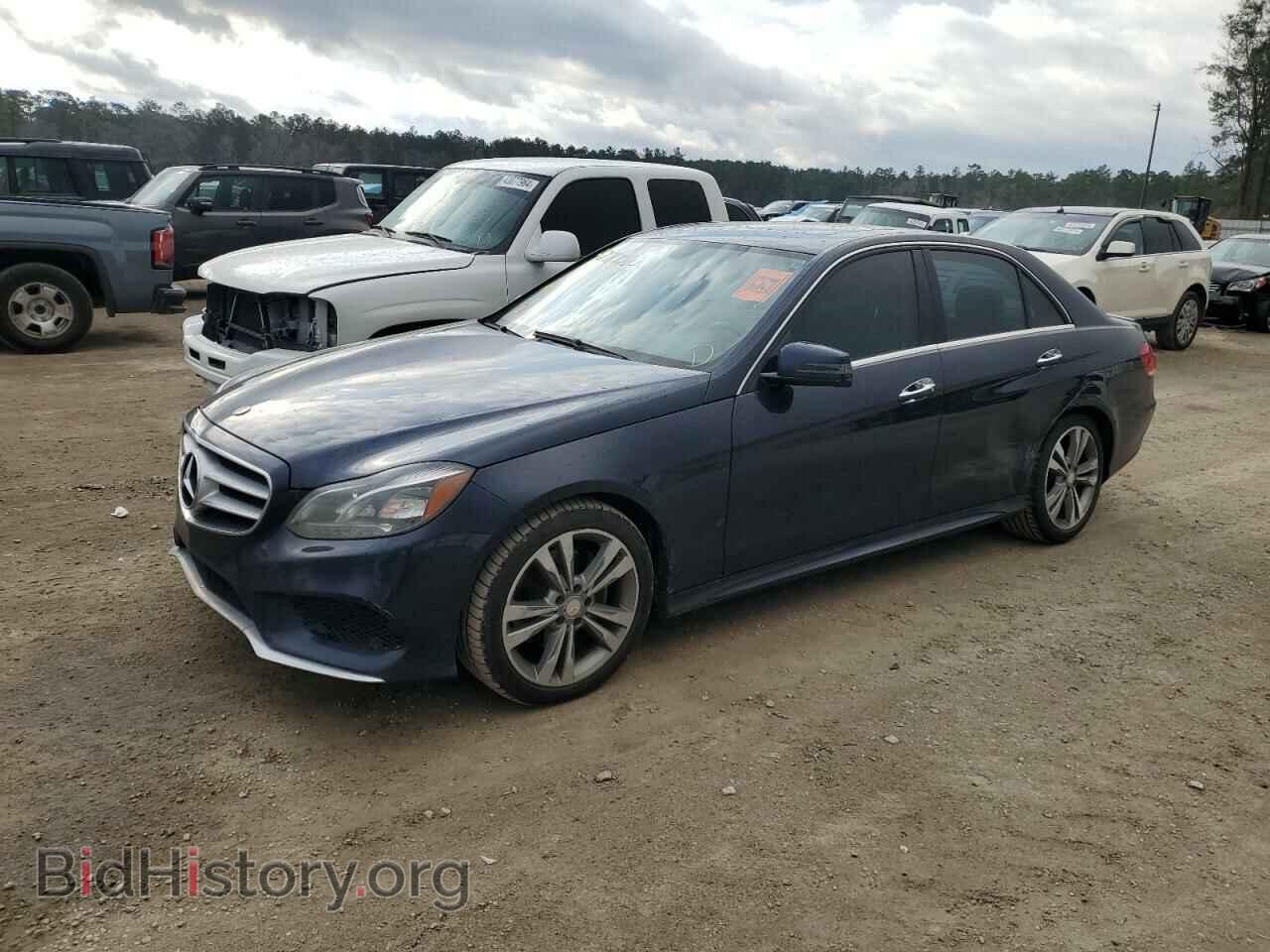 Photo WDDHF5KB3EA806743 - MERCEDES-BENZ E-CLASS 2014