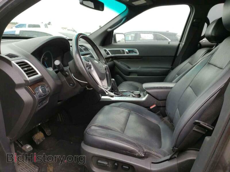 2011 Ford EXPLORER (VIN 1FMHK8F8XBGA15894) — фото 7 из 12