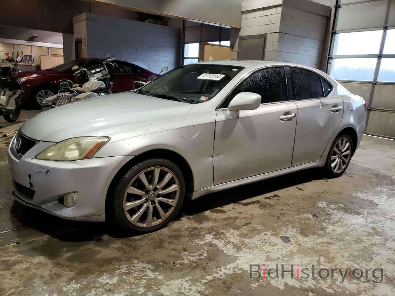 Photo JTHCK262382024075 - LEXUS IS 2008