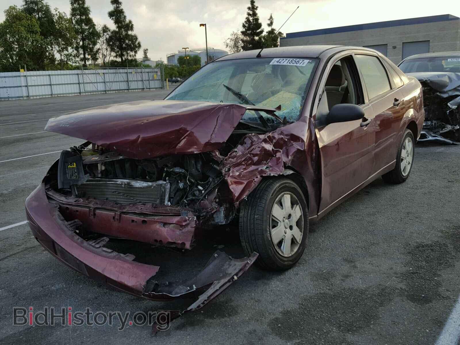 2007 FORD FOCUS - VIN: 1FAFP34N47W360334 - Фото 2
