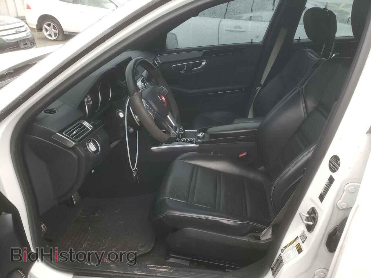 2016 MERCEDES-BENZ E-CLASS - VIN: WDDHF7GB4GB254882 - Фото 7