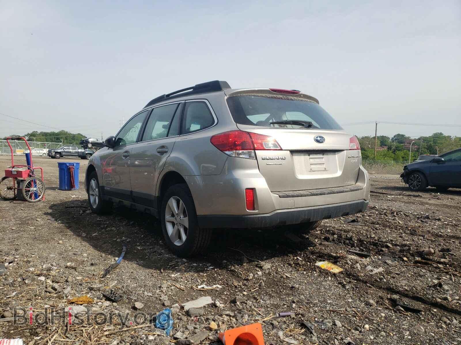 2014 SUBARU OUTBACK - VIN: 4S4BRBAC4E3242150 - Фото 3
