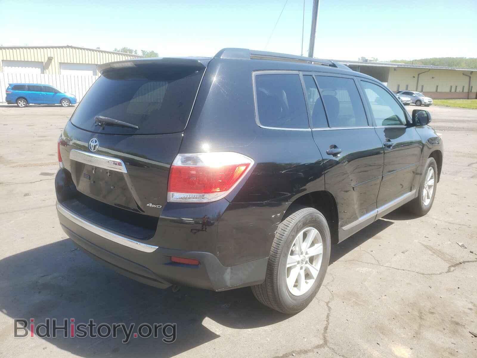 2013 TOYOTA HIGHLANDER - VIN: 5TDBK3EH8DS248891 - Фото 4