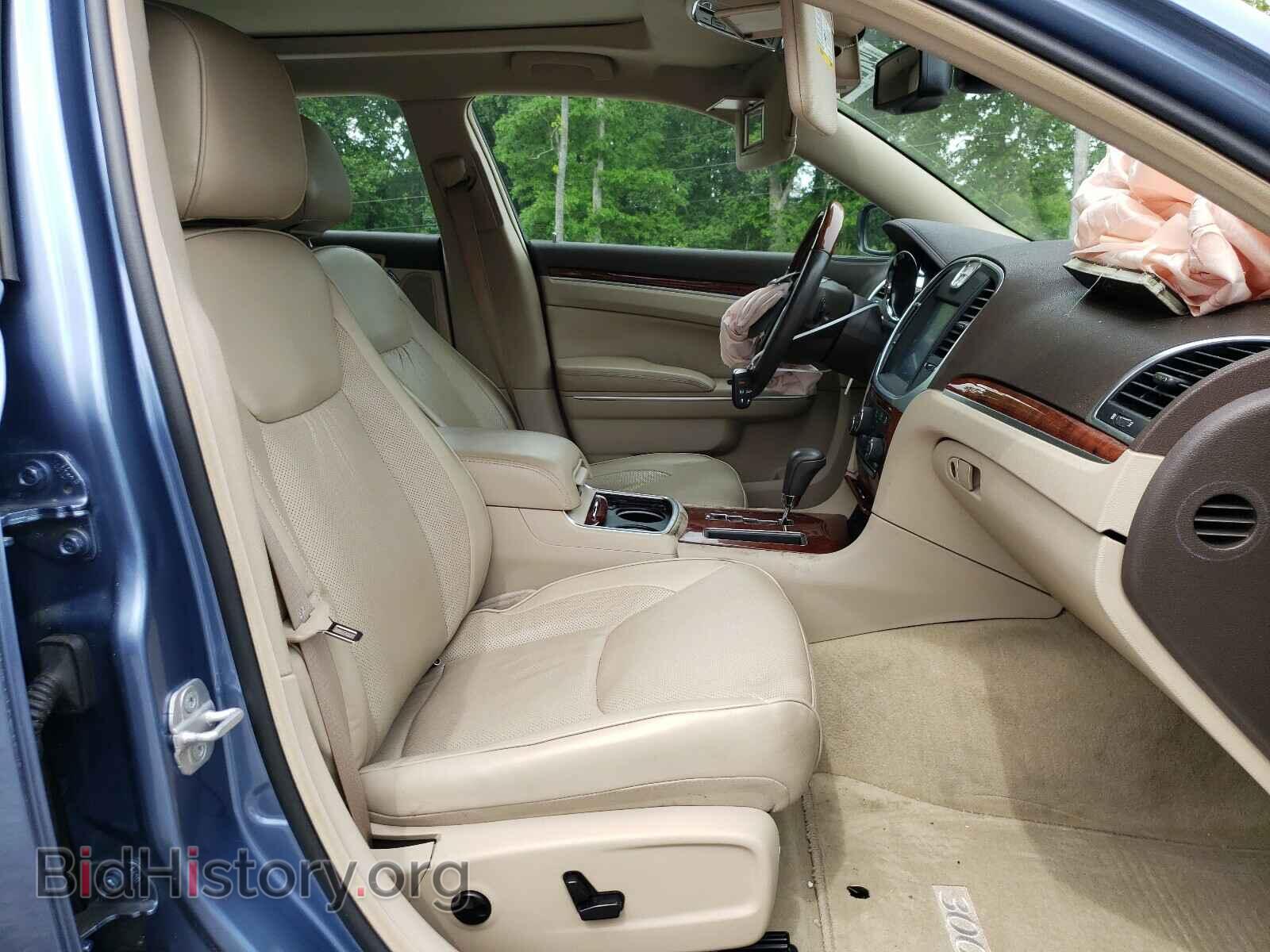 2011 CHRYSLER 300 - VIN: 2C3CA6CT5BH594204 - Фото 5